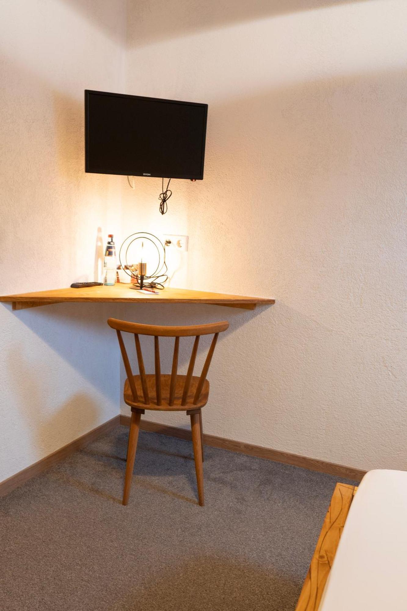 Landgasthof Hirschen Untermettingen Uehlingen-Birkendorf Phòng bức ảnh